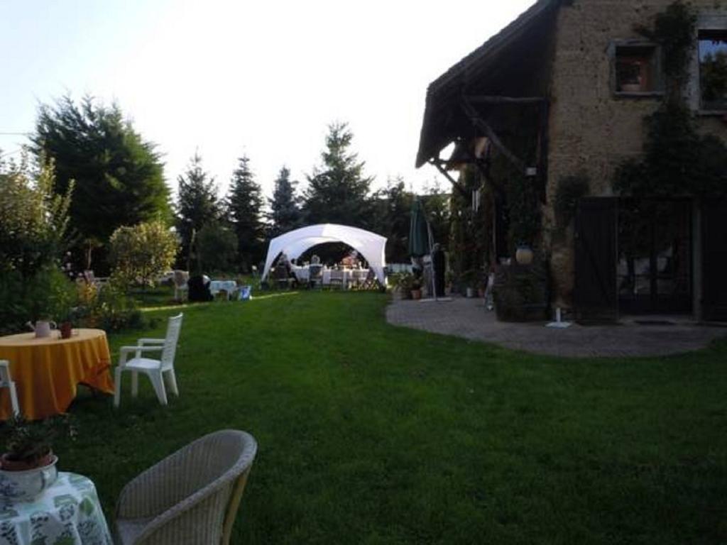 La Rolandiere Faverges-de-la-Tour Exterior foto